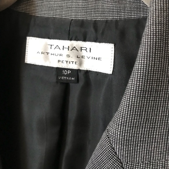 Tahari grey jacket size 10P - Picture 2 of 2